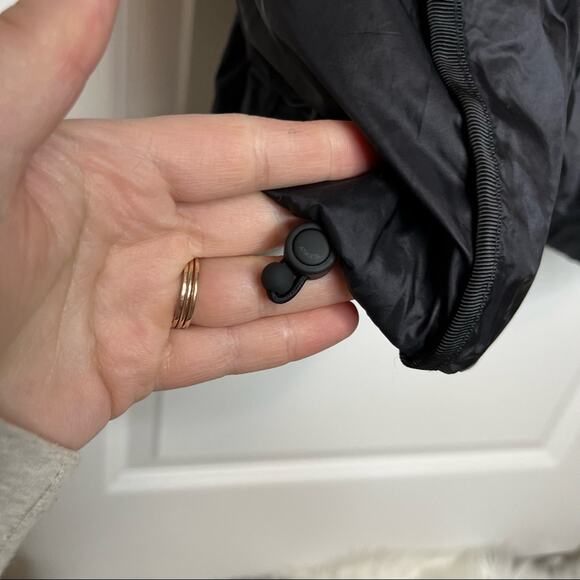 Athleta Summit Black Insulated Longline Parka Rain Jacket Size Small - Picture 8 of 9